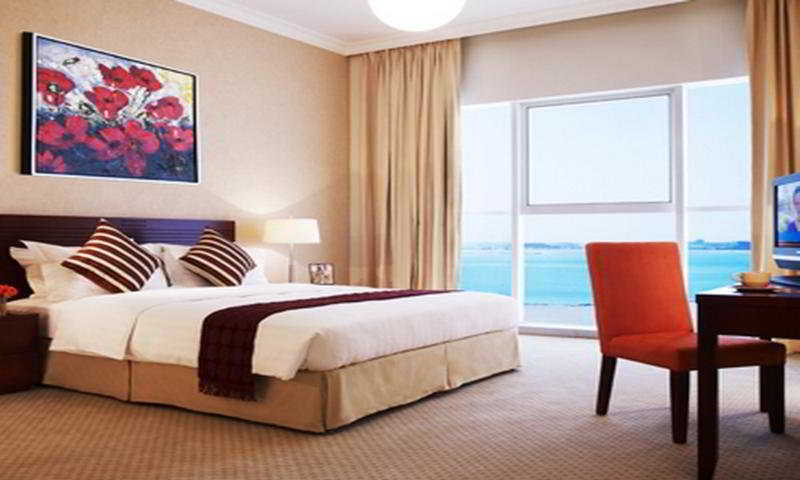 Somerset West Bay Ad-Dauha Zewnętrze zdjęcie A bedroom at the hotel