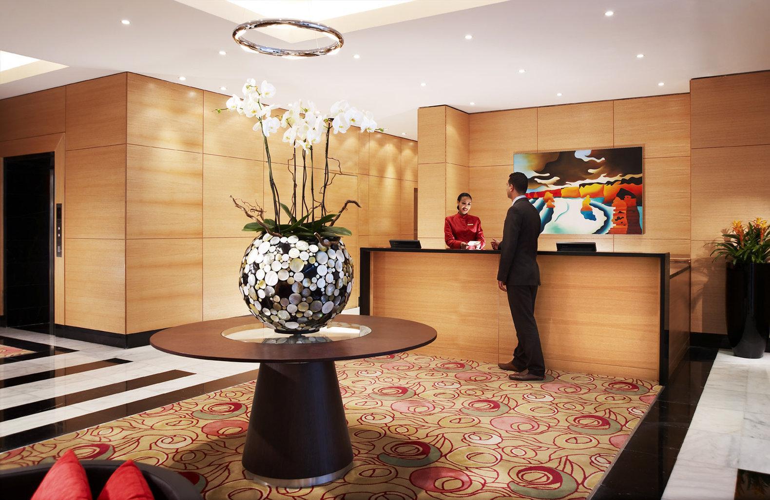 Somerset West Bay Ad-Dauha Zewnętrze zdjęcie The lobby of the hotel
